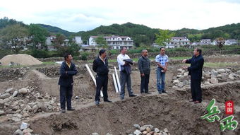 安徽黃山市休寧縣水產(chǎn)專家赴岳西指導(dǎo)流水養(yǎng)魚基地建設(shè)，助力生態(tài)農(nóng)業(yè)升級(jí)
